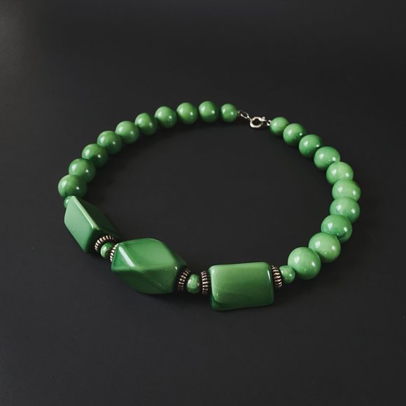 Vintage Green Acrylic Chunky Beaded Geometric Choker Collar Retro Funky Necklace - Picture 6 of 10